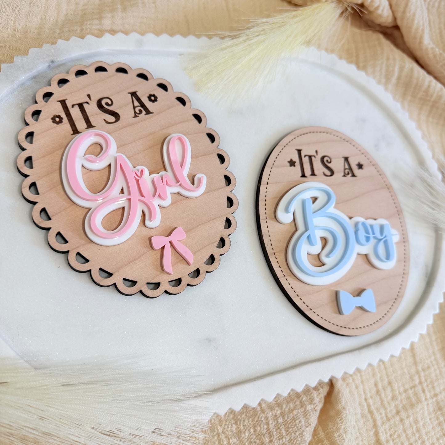 It’s a Boy / It’s a Girl Wooden Baby Announcement Sign | Newborn Photo Prop | Hospital Birth Announcement | Baby Keepsake