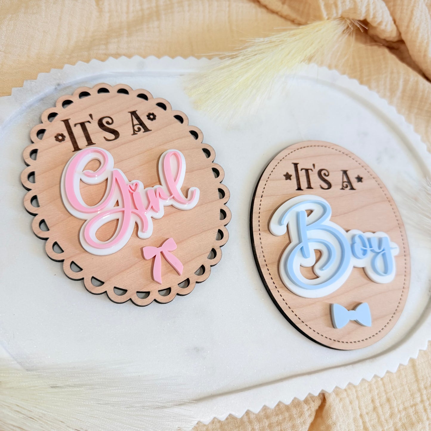 It’s a Boy / It’s a Girl Wooden Baby Announcement Sign | Newborn Photo Prop | Hospital Birth Announcement | Baby Keepsake