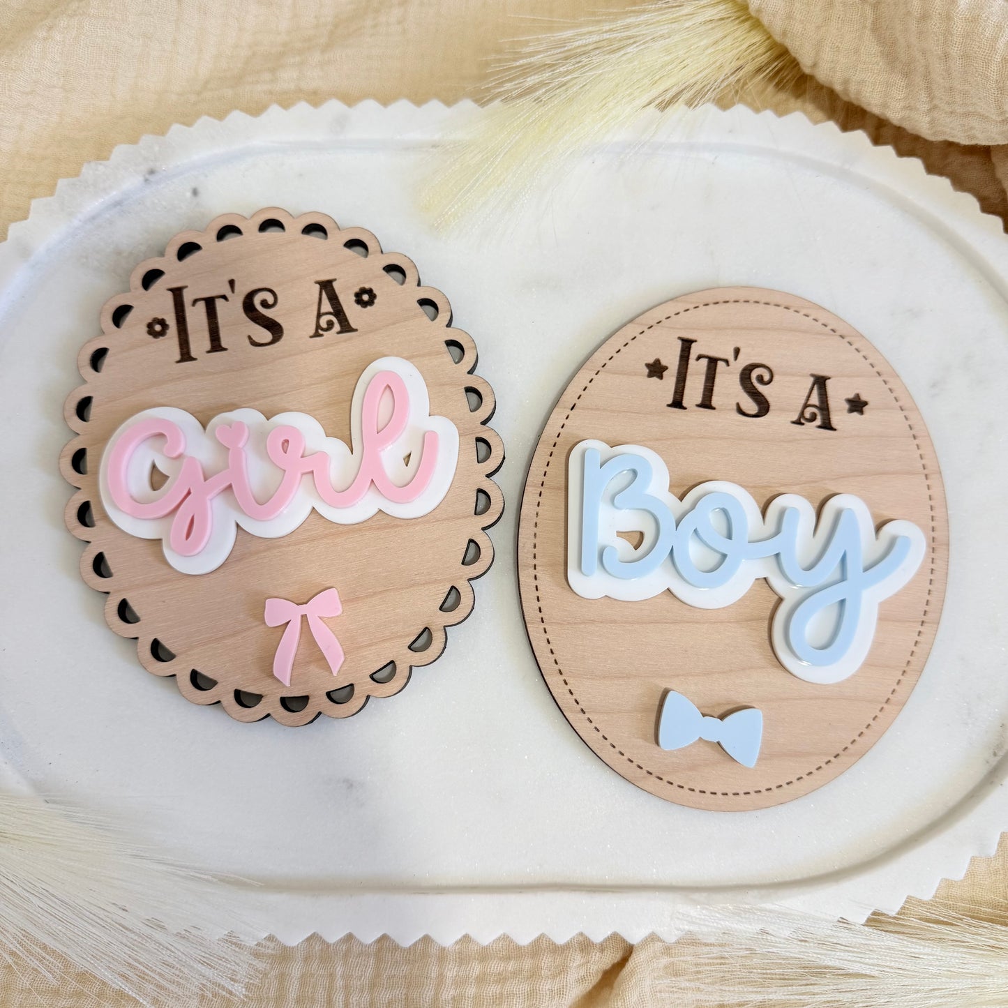 It’s a Boy / It’s a Girl Wooden Baby Announcement Sign | Newborn Photo Prop | Hospital Birth Announcement | Baby Keepsake
