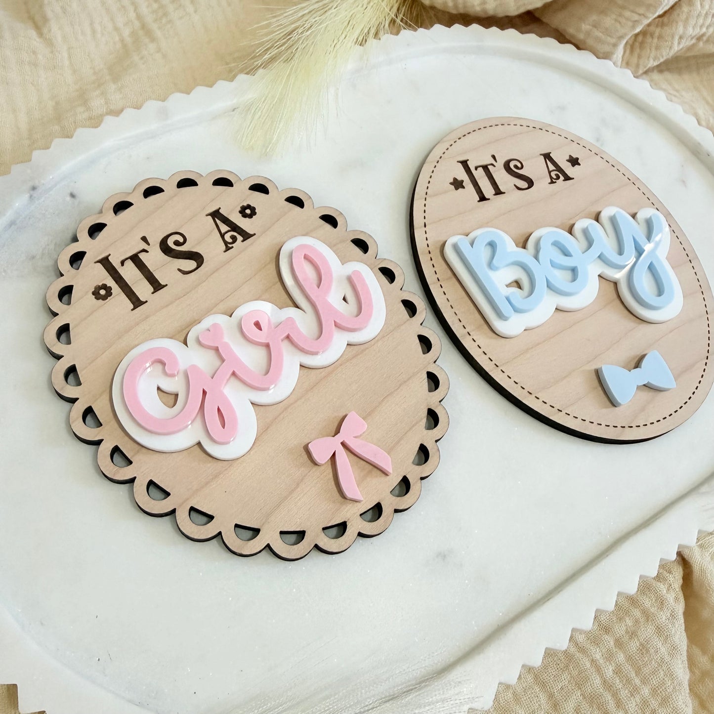 It’s a Boy / It’s a Girl Wooden Baby Announcement Sign | Newborn Photo Prop | Hospital Birth Announcement | Baby Keepsake