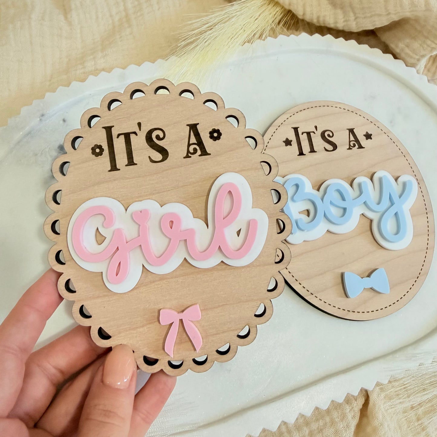 It’s a Boy / It’s a Girl Wooden Baby Announcement Sign | Newborn Photo Prop | Hospital Birth Announcement | Baby Keepsake